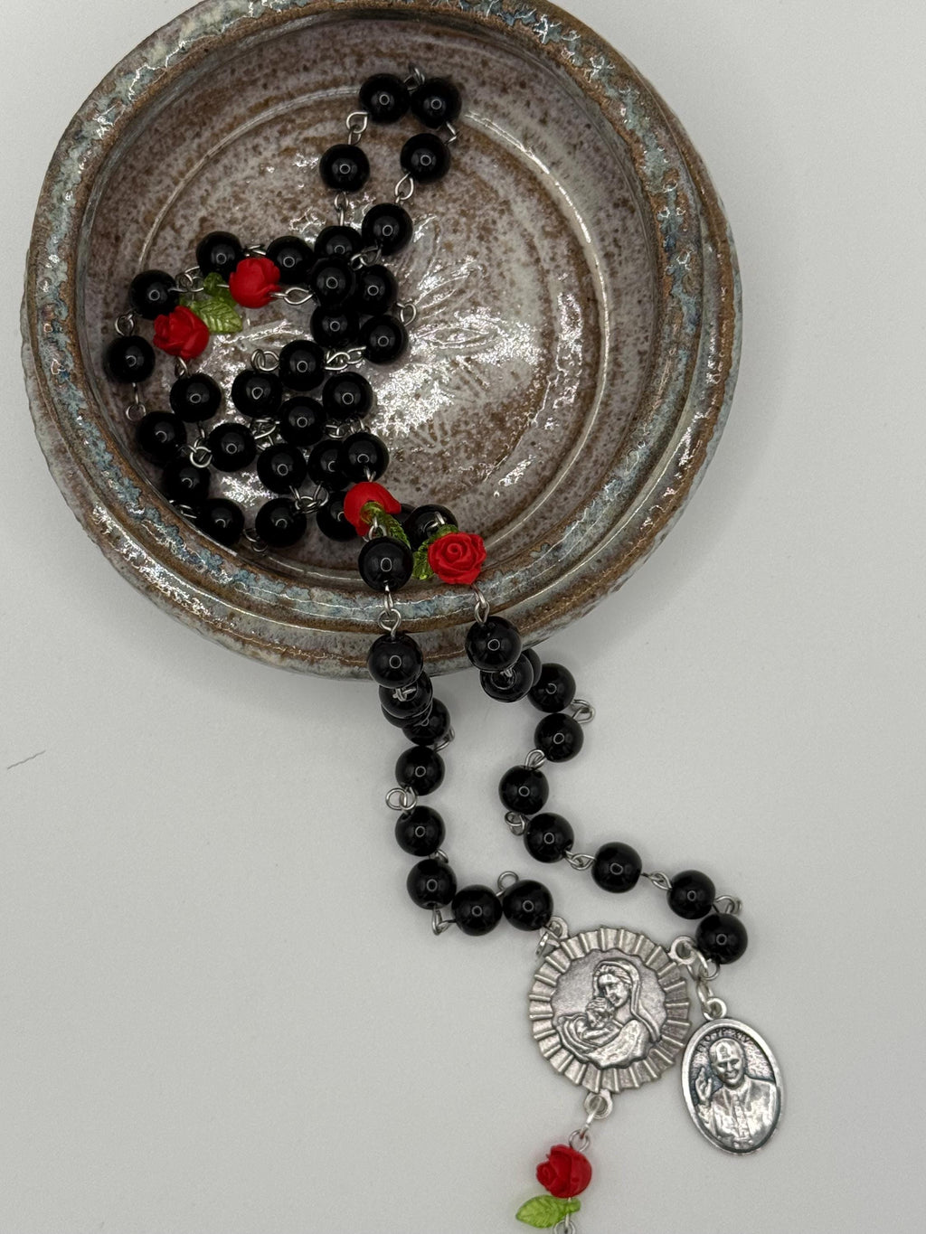 Black Rosary, Red Rose Accents, Madonna & Child, St. Pope Leo Medal