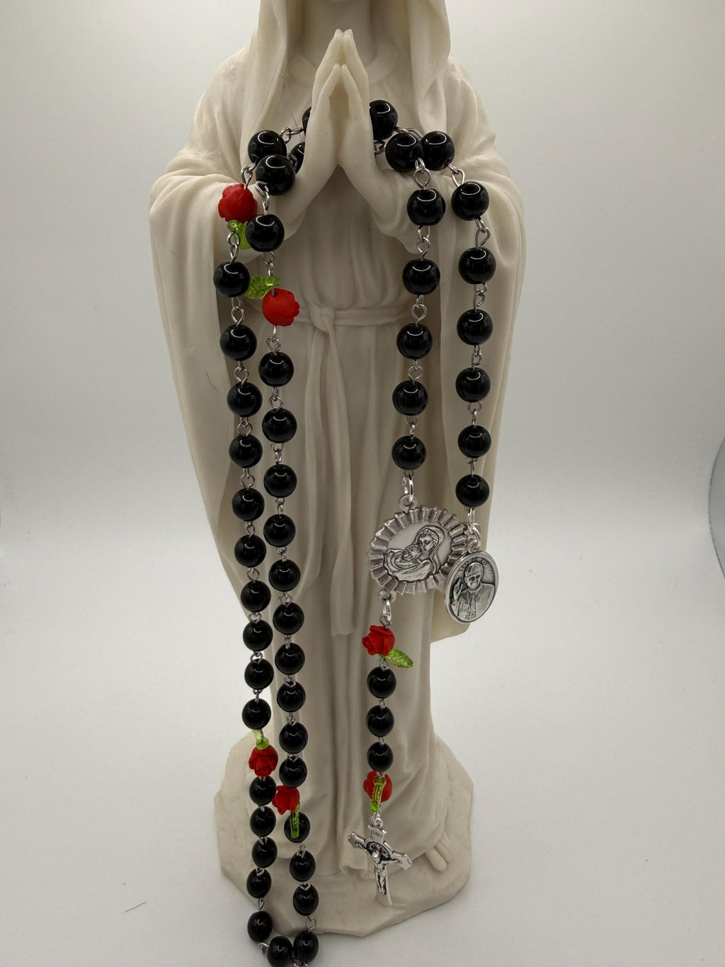Black Rosary, Red Rose Accents, Madonna & Child, St. Pope Leo Medal