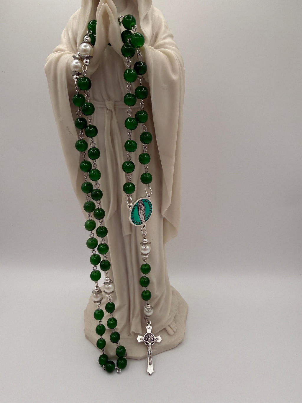 Emerald Green Glass Bead Rosary with Pearl Like Accents | Miraculous Medal Center | St. Benedict Crucifix