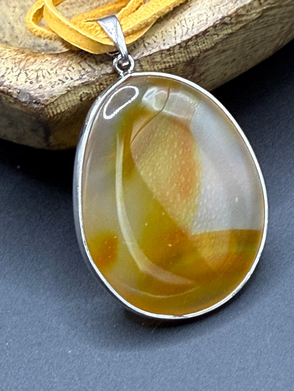 Golden Hour Agate Pendant Necklace