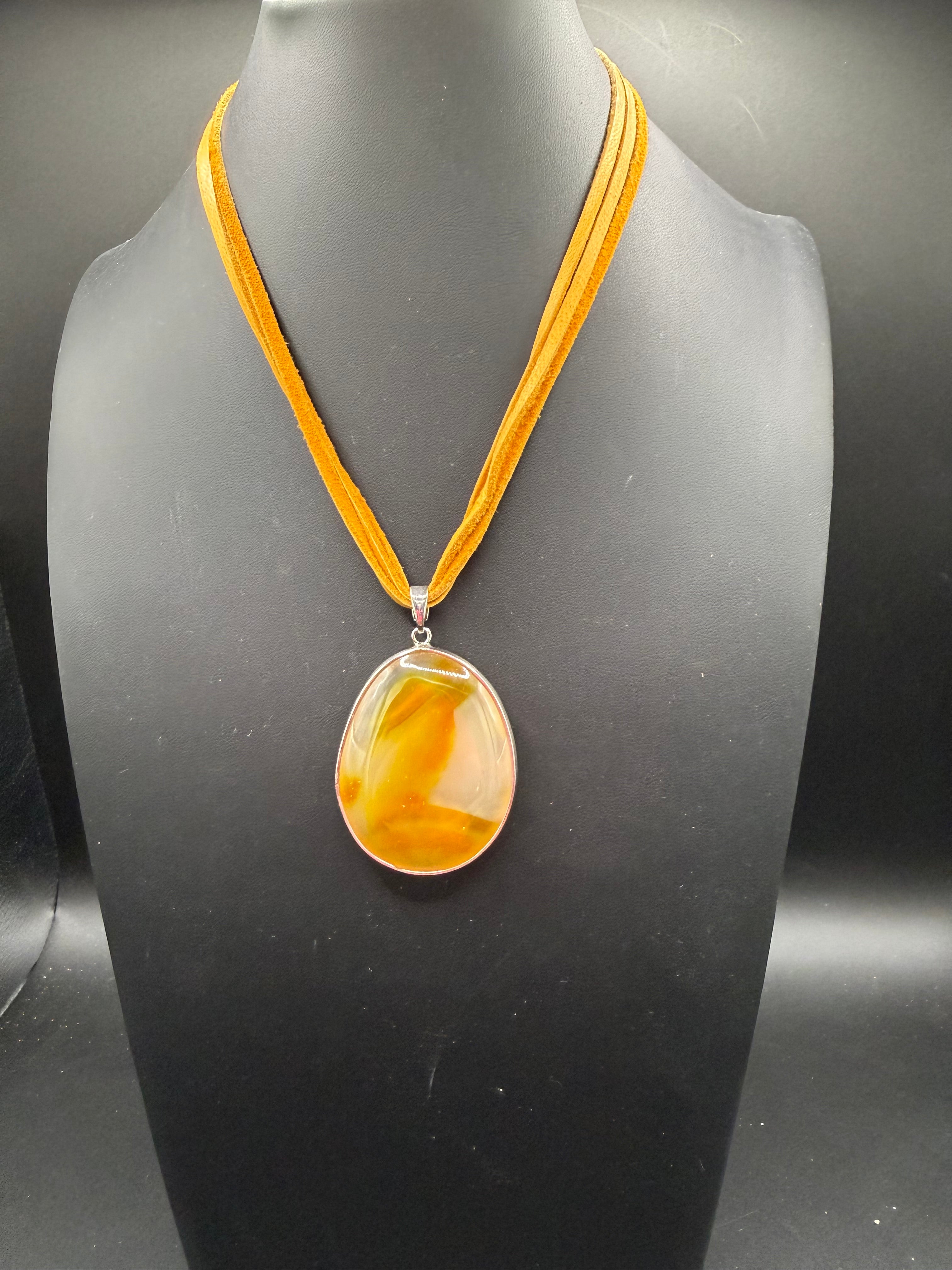 Golden Hour Agate Pendant Necklace