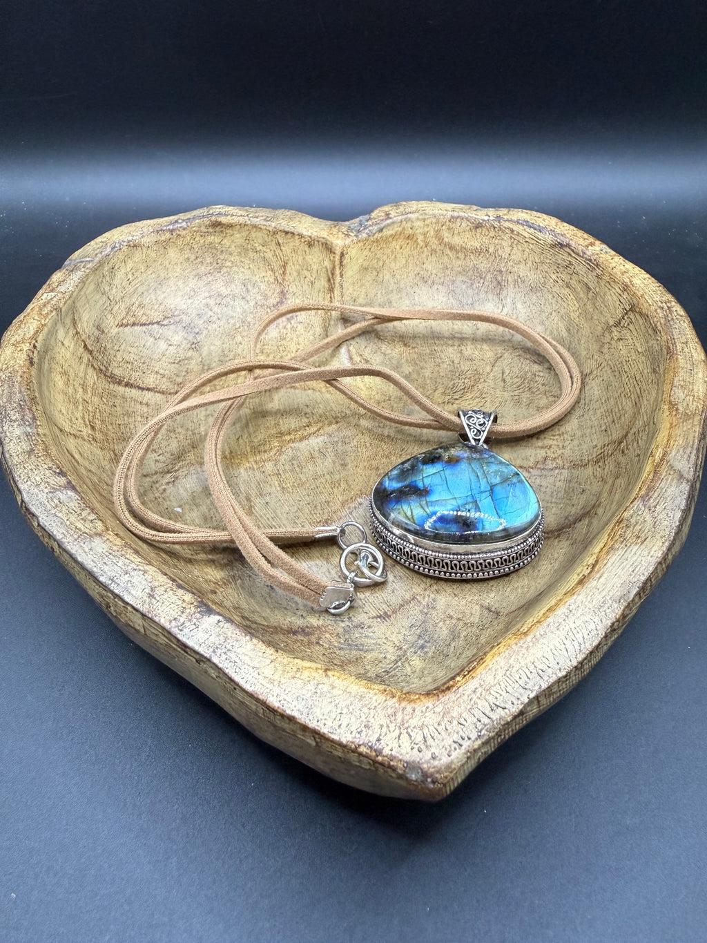 Large Teardrop Labradorite Statement Pendant Necklace – Boho Suede Cord Jewelry