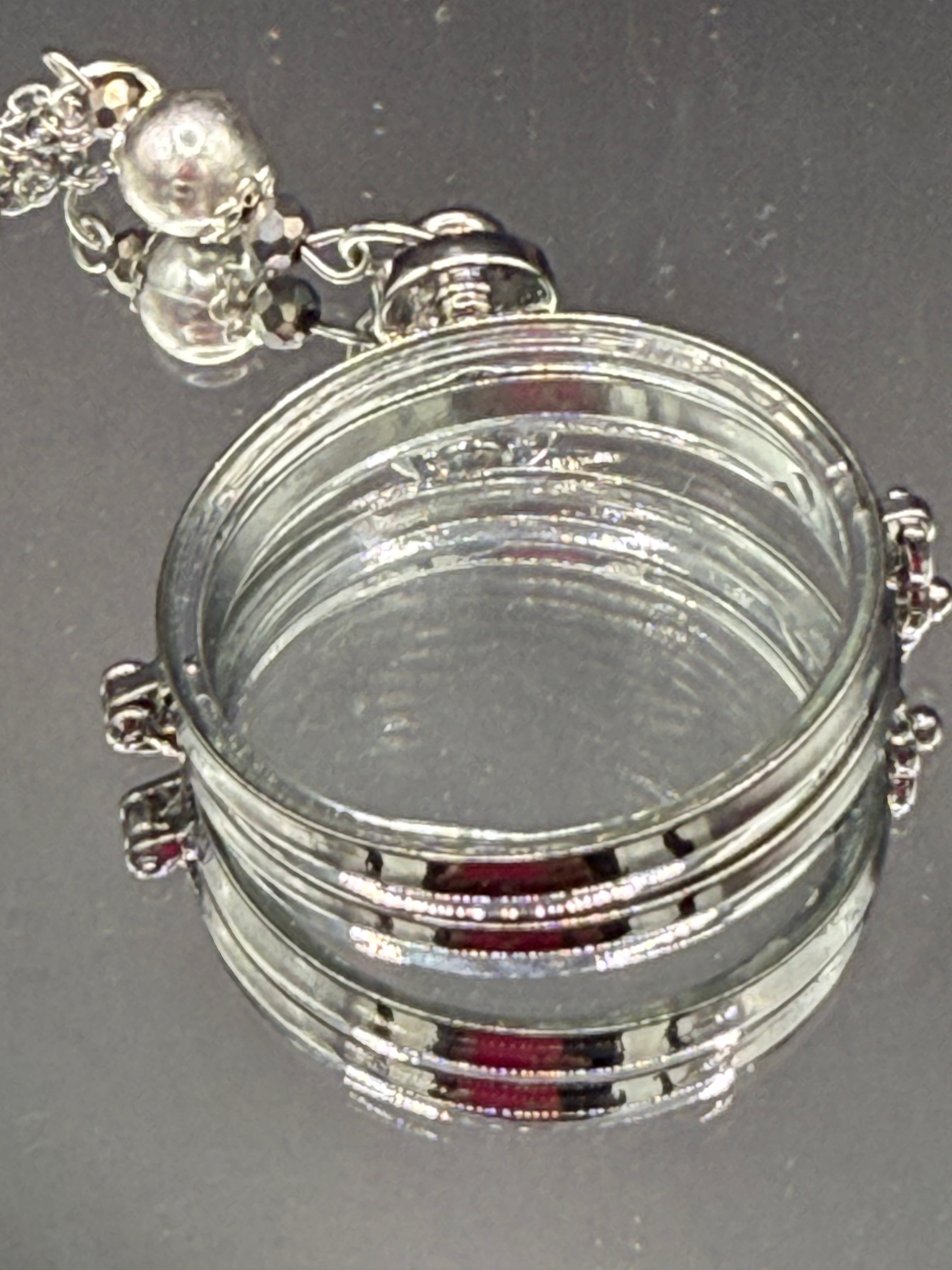 Vintage Style Magnifying Glass Necklace, Silver Monocle Pendant, Steampunk Cosplay Accessory