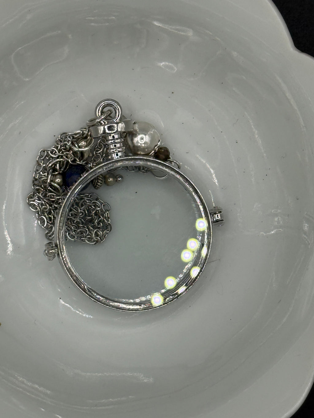 Vintage Style Magnifying Glass Necklace, Silver Monocle Pendant, Steampunk Cosplay Accessory