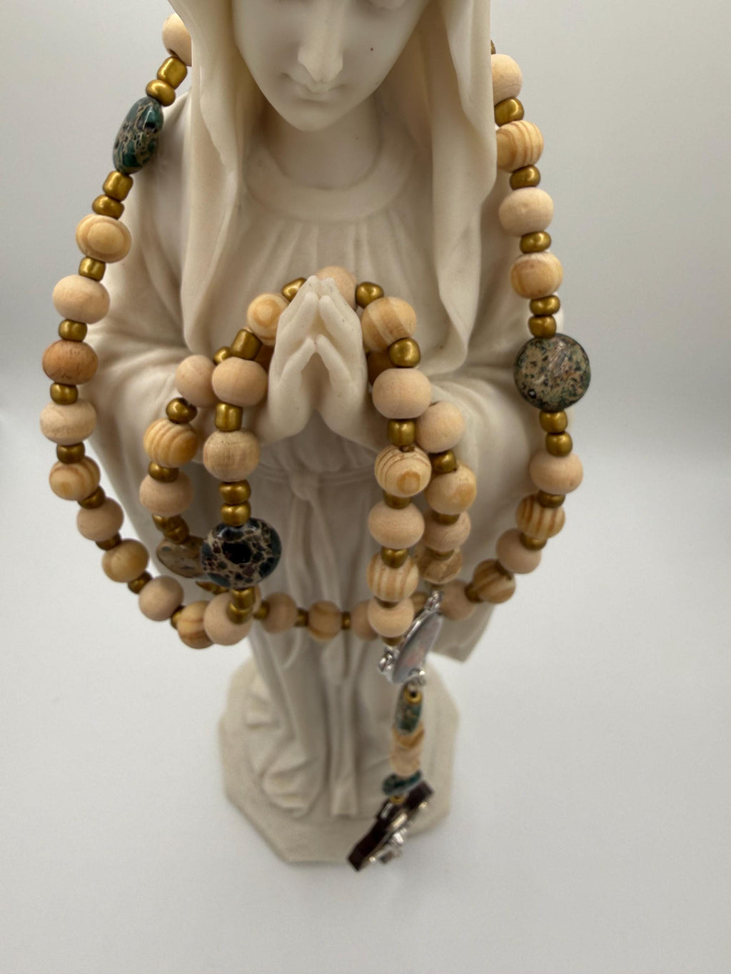 Handmade Green Bead Rosary with Wood & Silver Crucifix – Catholic Prayer Rosary